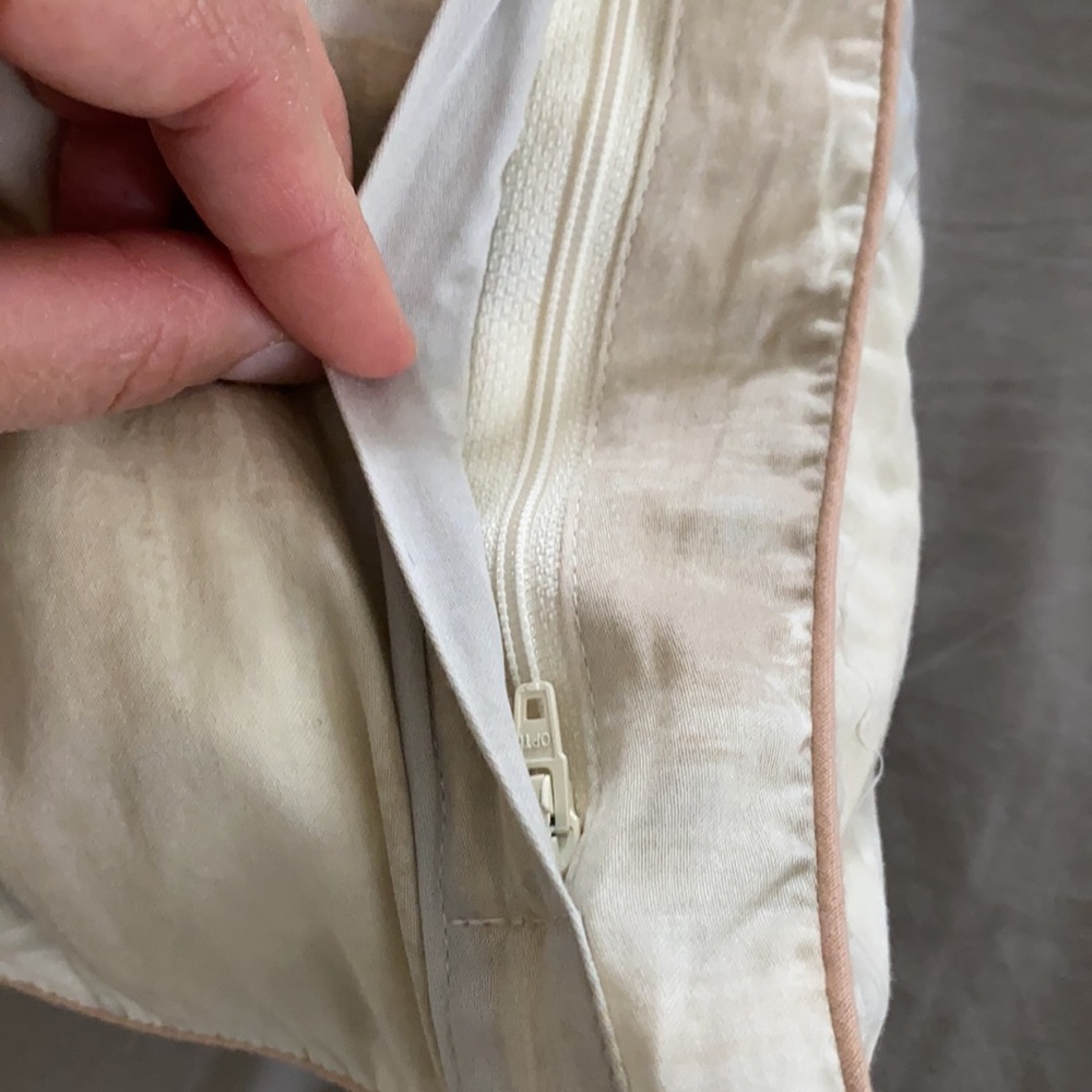 Hugo Boss Standard Sham - Picture 3 of 4